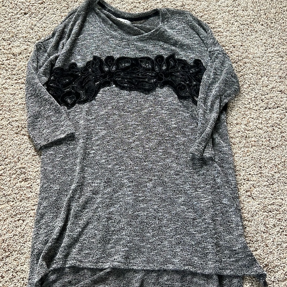 Large tunic length Maurice’s shirt.